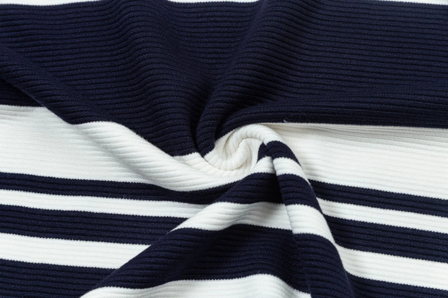 250513 New high-quality striped fashionable POLO shirt