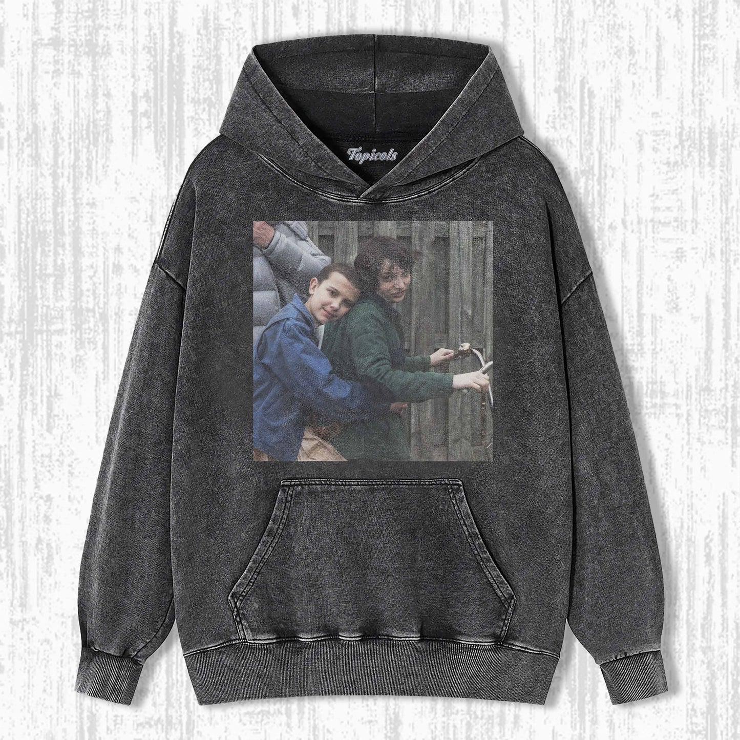 STRANGER THINGS T-SHIRT