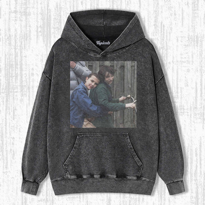 STRANGER THINGS T-SHIRT