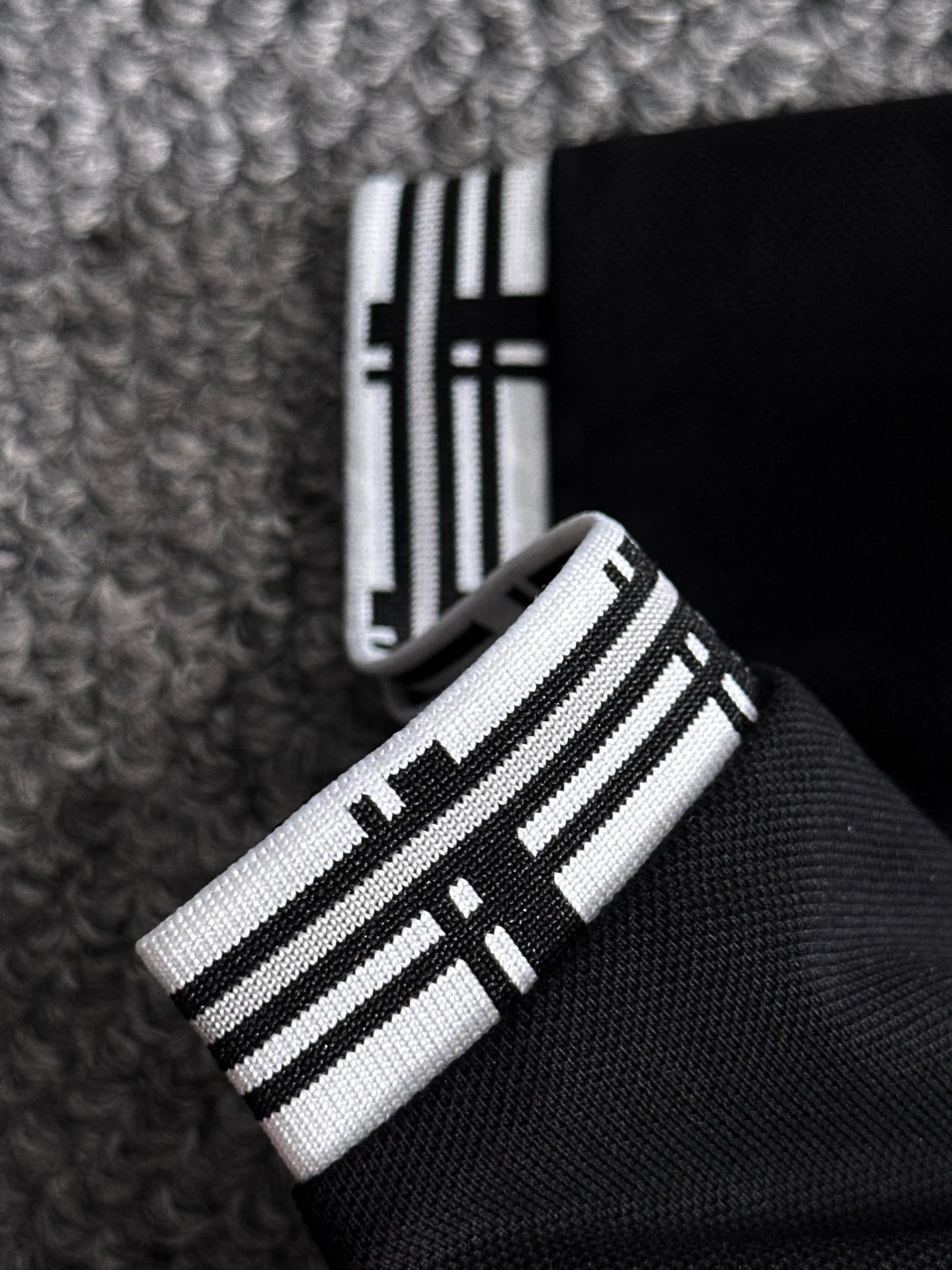 260511 New high-quality embroidered neckline jacquard patchwork design Polo shirt