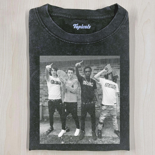 STRANGER THINGS T-SHIRT