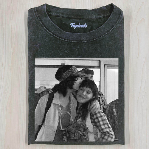STRANGER THINGS VINTAGE T-SHIRT